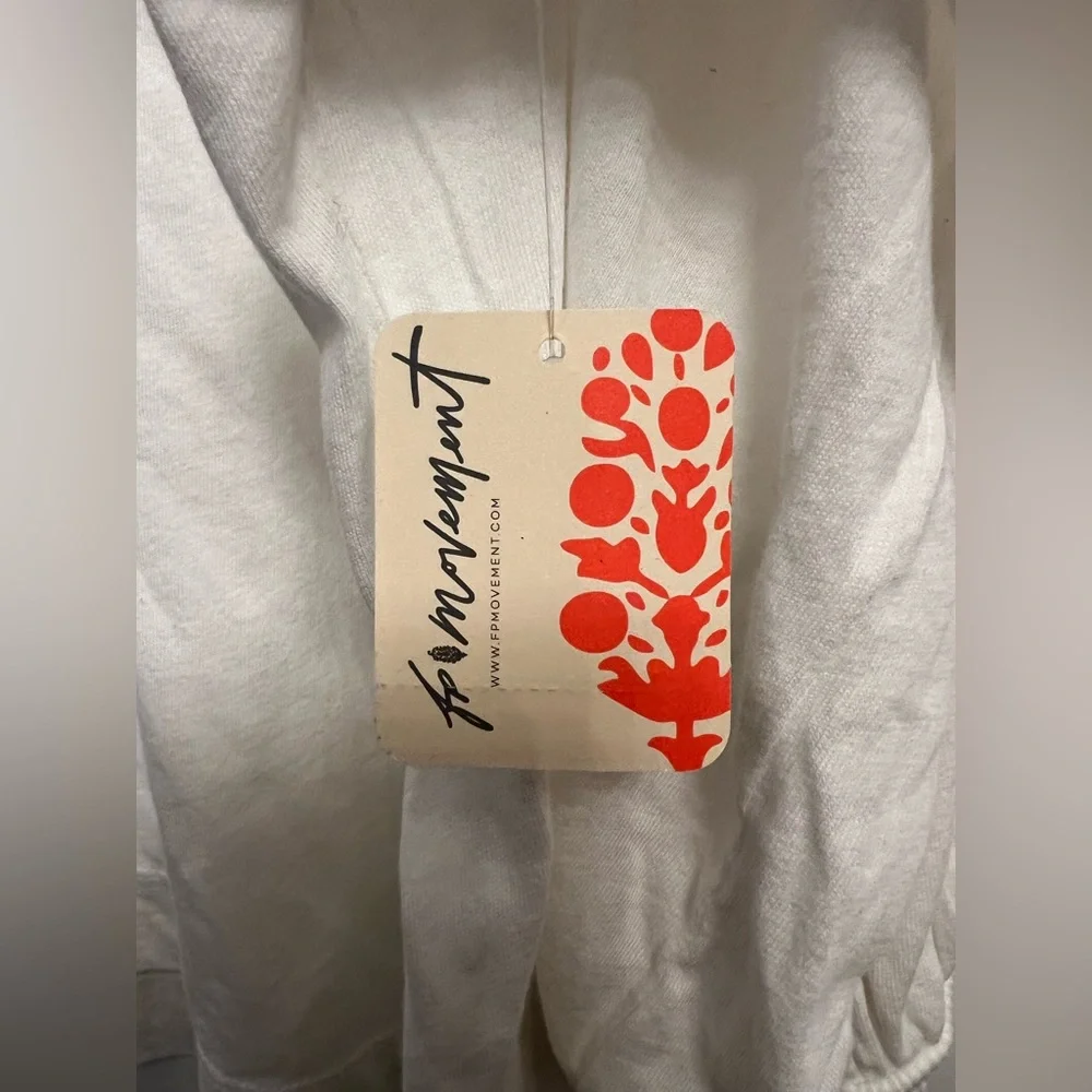 NWT Fp movement long sleeve inspire layer tee small S oversized White New - Picture 6 of 15
